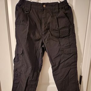 Mwna 5.11 Tactical Black Pants size 30 x 30
